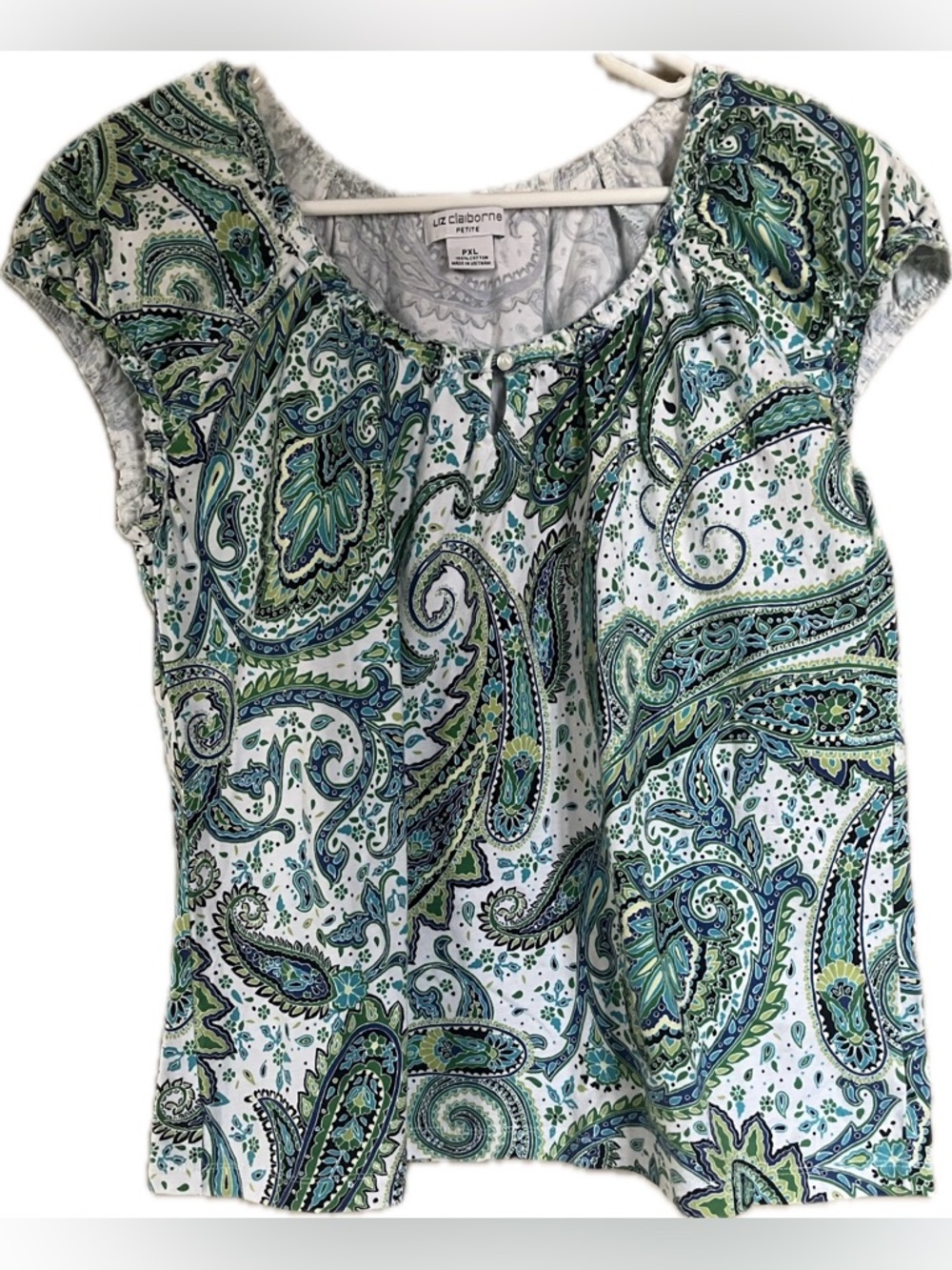 Liz Claiborne White Green Blue Paisley Cap Sleeve Top. Women’s size PXL